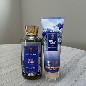 NEW Bath & Body Works Denim and Daisies Body Cream and Shower Gel